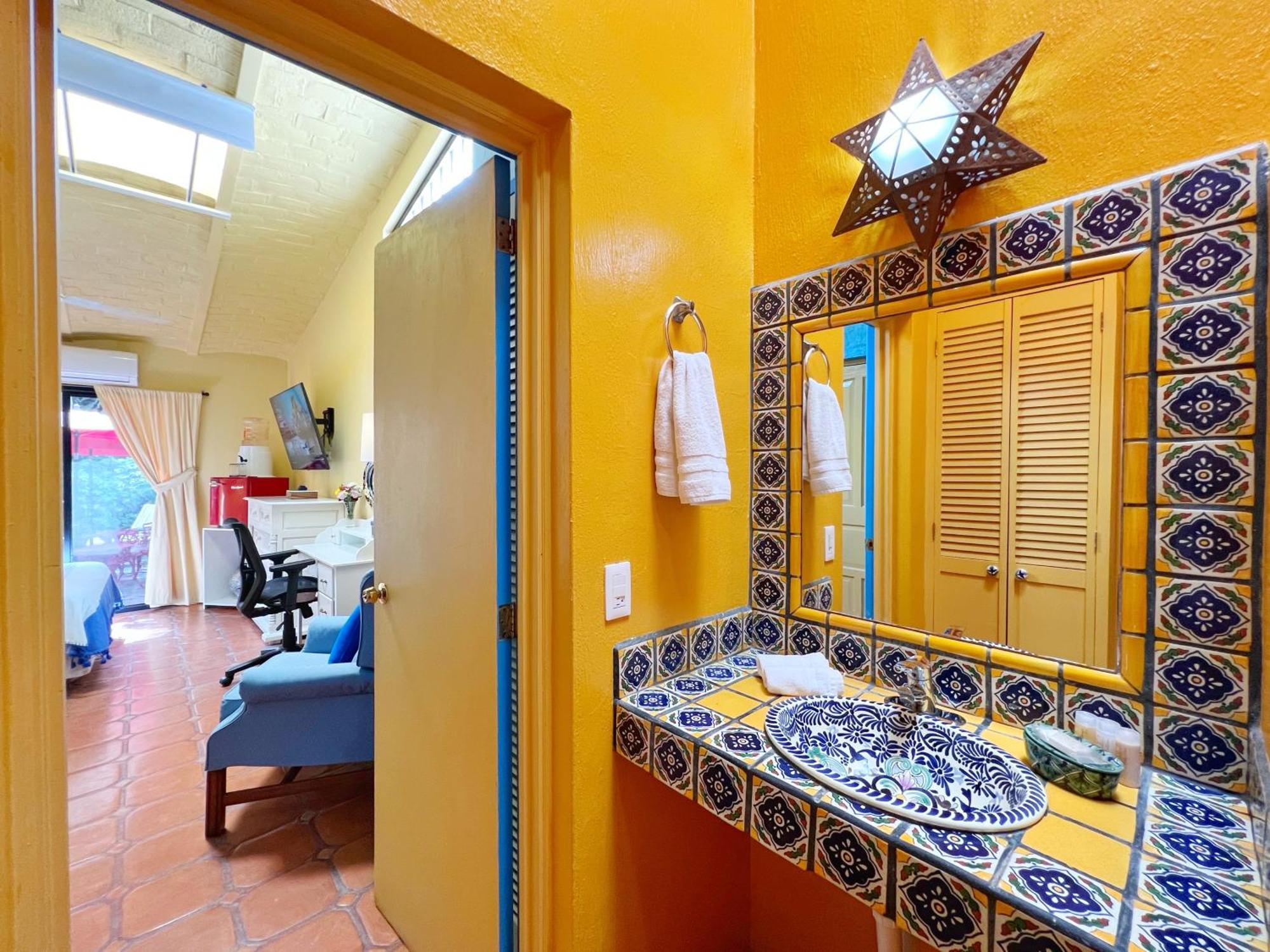 Estrellita'S Bed & Breakfast Ахихик Экстерьер фото