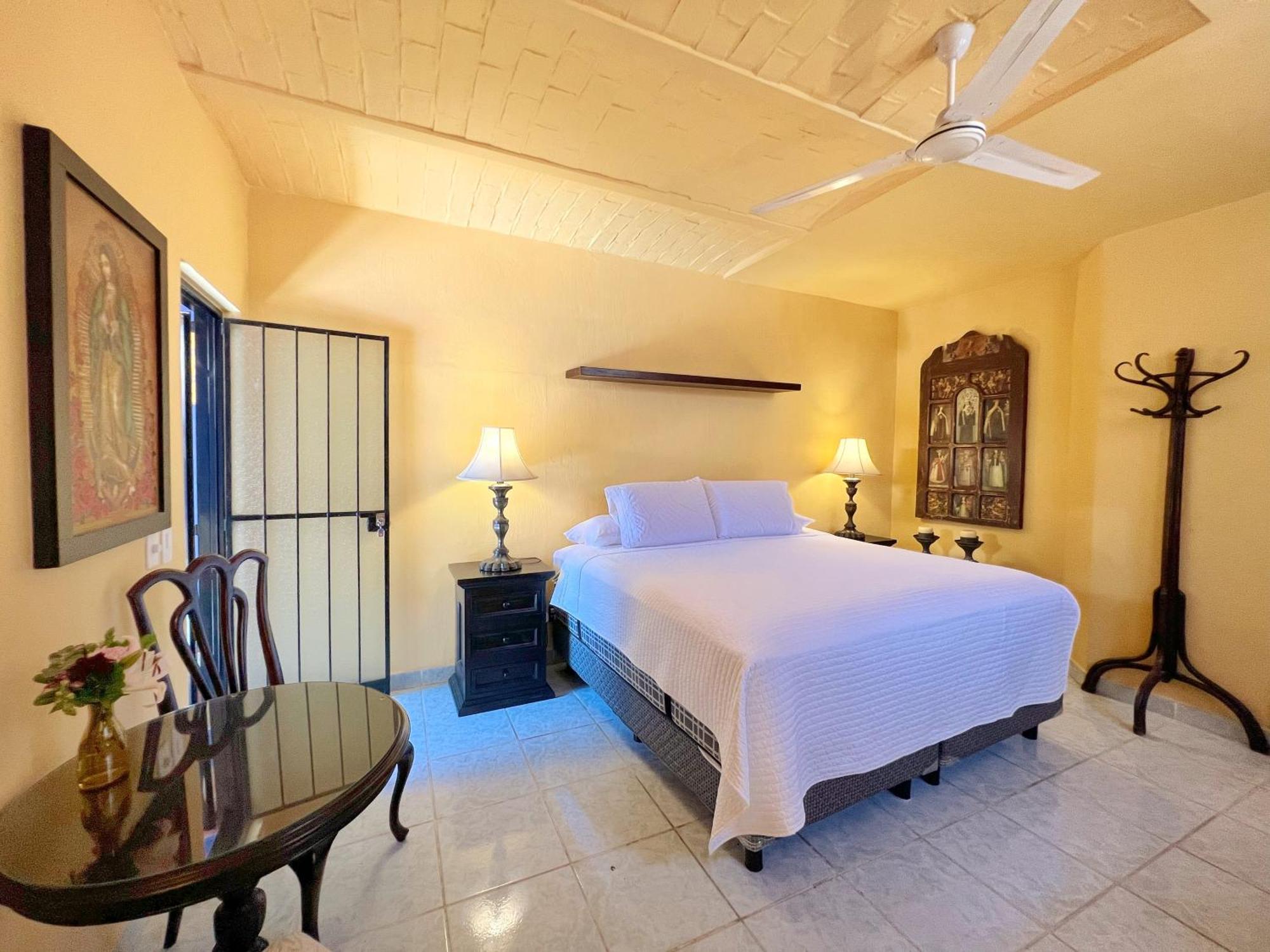 Estrellita'S Bed & Breakfast Ахихик Экстерьер фото